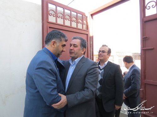 دیدار معاون توسعه مدیریت و منابع انسانی استانداری با خانواده شهید در گالیکش