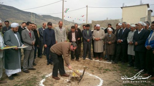 کلنگ ساخت مرکز بهداشتی و درمانی قرانکی جنگل شهرستان کلاله به زمین زده شد