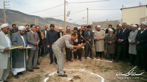 کلنگ ساخت مرکز بهداشتی و درمانی قرانکی جنگل شهرستان کلاله به زمین زده شد