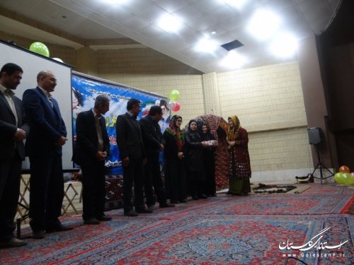 همایش بزرگ انقلاب اسلامی، استحکام خانواده و حماسه حضور برگزار شد