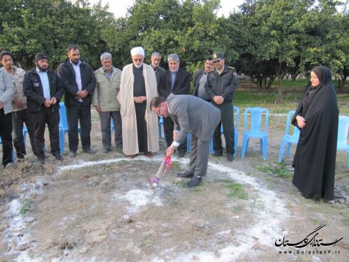 کلنگ احداث نمازخانه بین راهی روستای ابراهیم آباد به زمین زده شد