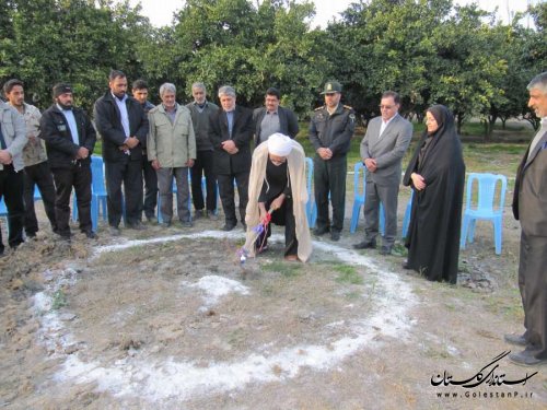 کلنگ احداث نمازخانه بین راهی روستای ابراهیم آباد به زمین زده شد