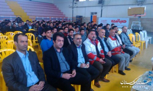 دانش آموزان برتر دانشگاهی و برترین های سال 94 آموزش پرورش تجلیل شدند