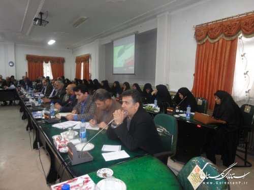 دومین جلسه توجیهی نمایندگان فرماندار علی آبادکتول در شعب اخذ رأی برگزار شد
