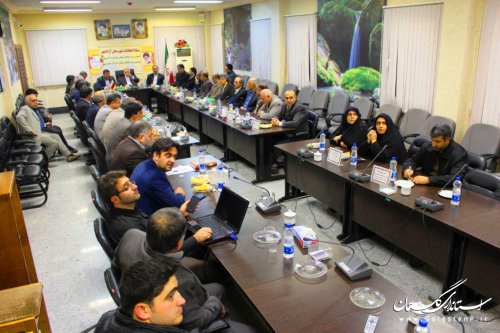 دیدار استاندار بااعضای هیات اجرایی،نظارت،بازرسی وکمیته های ستادانتخابات آزادشهر