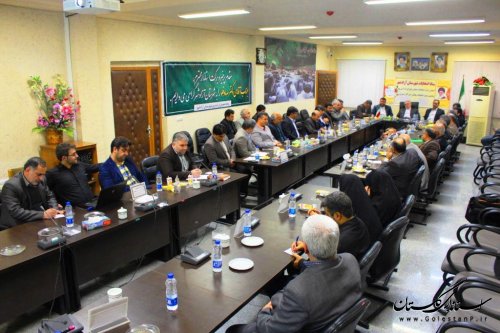 دیدار استاندار بااعضای هیات اجرایی،نظارت،بازرسی وکمیته های ستادانتخابات آزادشهر