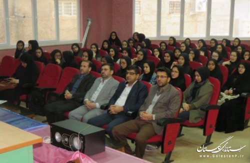 رای اولی ها در انتخابات هفت اسفند تمرین دموکراسی می کنند