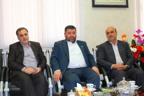 بازدید مدیرکل توسعه منابع انسانی و تحول اداری استانداری از ستاد انتخابات آزادشهر
