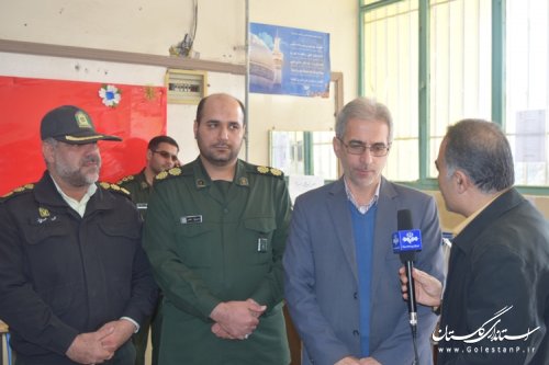 مصاحبه خبرنگار صداو سیمای گلستان با جمالی فرماندار کردکوی در 7 اسفند