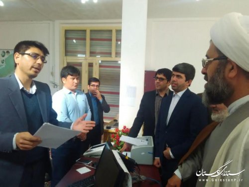 بازدید سرزده امام جمعه و فرماندار کلاله از ستاد انتخابات و شعب اخذ رای