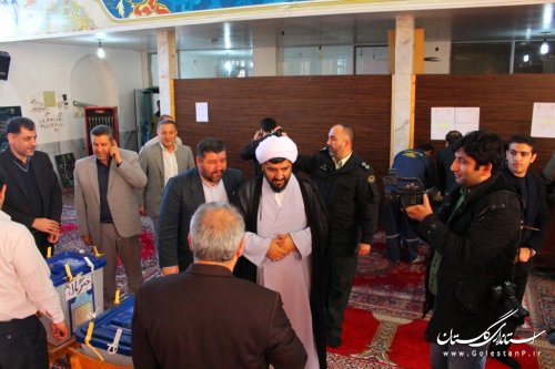 بازدید فرماندار و اعضای شورای تأمین آزادشهر از شعب اخد رأی بخش چشمه ساران