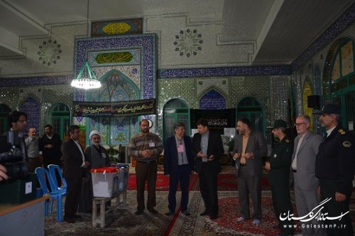 بازدید فرماندار گالیکش از شعب اخذ رأی