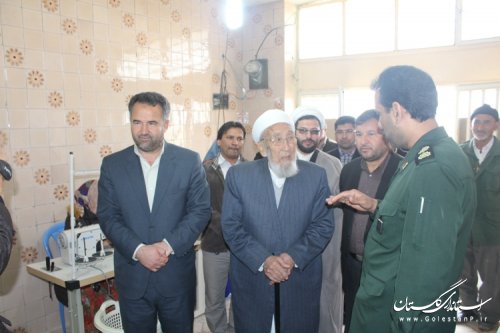 دومین کارگاه تولیدی پوشاک در روستای چناران شهرستان مراوه تپه افتتاح شد .