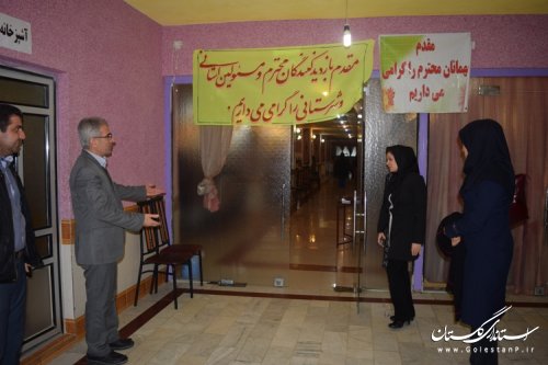 بازدید فرماندار از نمایشگاه یک روزه مشاغل خانگی شهرکردکوی