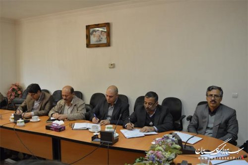 شناسایی کانون ها و آمادگی های لازم برای مبارزه با آفت ملخ باید در دستورکار قرار گیرد