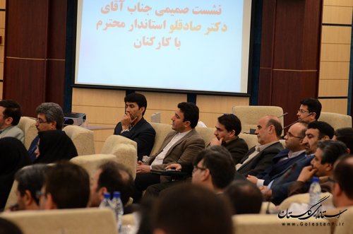 دیدار صمیمانه و نوروزی استاندار با همکاران استانداری گلستان