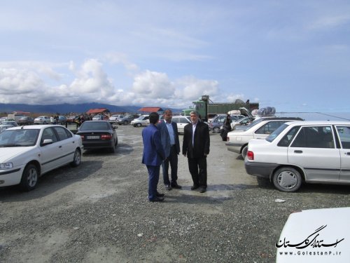 بازدید فرماندار بندرگز از روند خدمات رسانی به مسافرین نوروزی در ساحل دریا