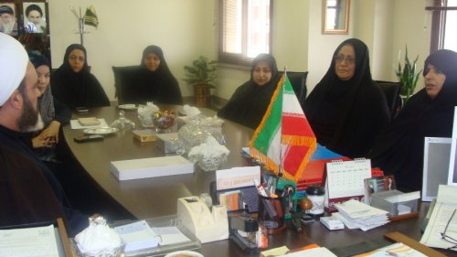 دیدار مدیرکل اموربانوان و خانواده گلستان با معاونین و مدیران کل ستادی استانداری 