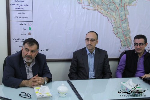دیدار مدیران و اساتید دانشگاه ها با فرماندار مرکز استان