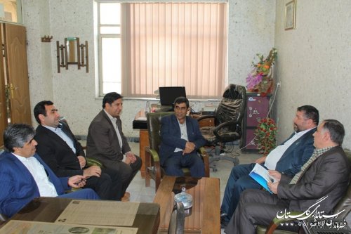 بازدید سرزده شفائی فرماندارشهرسنان آزادشهر از شهرداری نگین شهر