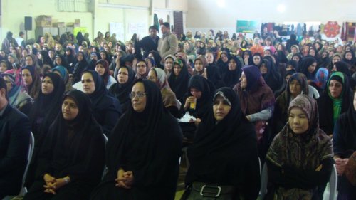 امروز در دنیا جایی نیست که فرش بافته شده با دستان هنرمند دختر ترکمن را نشناسد