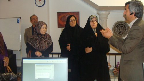 امروز در دنیا جایی نیست که فرش بافته شده با دستان هنرمند دختر ترکمن را نشناسد
