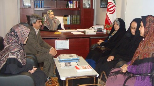 امروز در دنیا جایی نیست که فرش بافته شده با دستان هنرمند دختر ترکمن را نشناسد