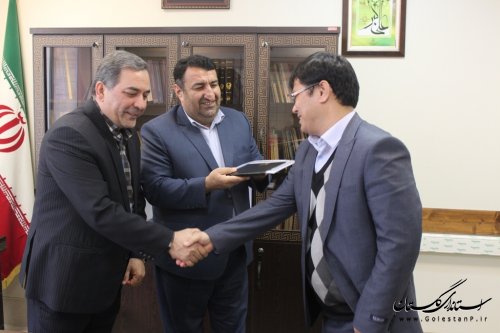 دیدار سرپرست معاونت هماهنگی امور اقتصادی و توسعه منابع با کارکنان دفتر آموزش و پژوهش