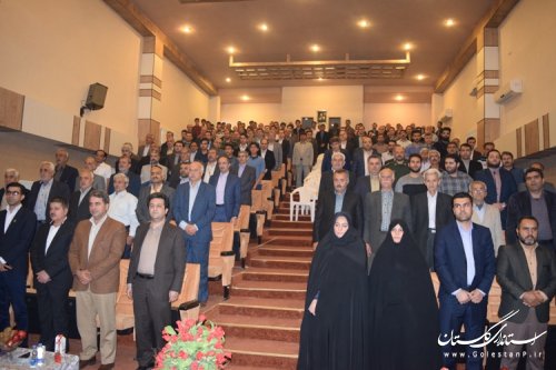دانشکده های فنی نماد پیوند بین علم و مهارت هستند