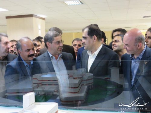 وزير بهداشت و درمان بيمارستان شهرستان مينودشت را افتتاح كرد