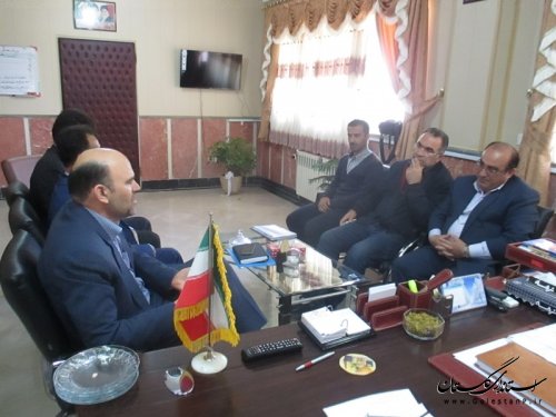 دیدار مدیر کل بنیاد مسکن استان گلستان با فرماندار تركمن