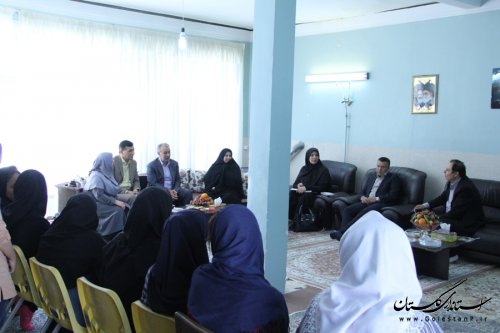 بازدید دکترحسینی از مراکز تحت پوشش بهزیستی