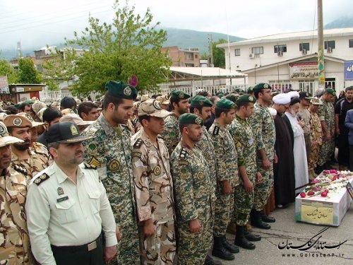 اولین شهید مدافع حرم ارتش استان در گالیکش تشییع شد