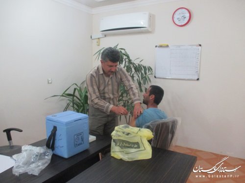 معاینه پزشکی و واکسیناسیون نیروهای خدمات شهری شهرداری مزرعه 