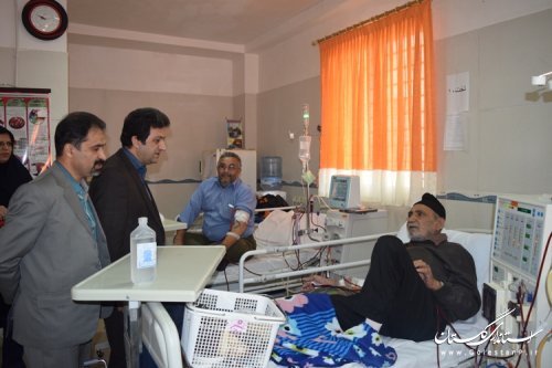 عیادت معاون فرماندار کردکوی از بیماران دیالیزی شهرستان کردکوی