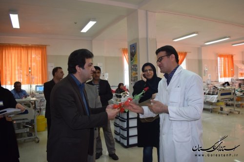 عیادت معاون فرماندار کردکوی از بیماران دیالیزی شهرستان کردکوی