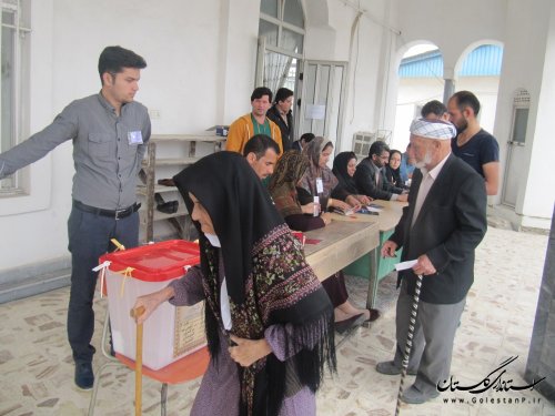 ساعت 8 صبح رای گیری در شهرستان گمیشان آغاز شد