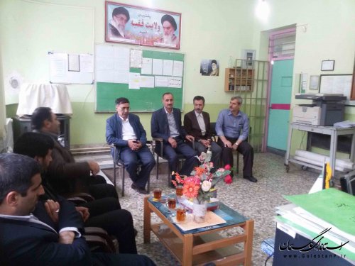 بازدید از مدارس و تجلیل از معلمان شهر نوده خاندوز