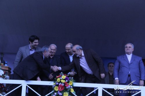 اولین المپیاد ورزشی گلستان اجلاسیه 4000 شهید استان در گرگان برگزارشد