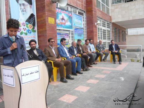 در هفته معلم از فرهنگیان شهرستان مینودشت تجلیل شد