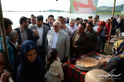 پنجمین جشنواره توت فرنگی در روستای شفیع آباد برگزار شد