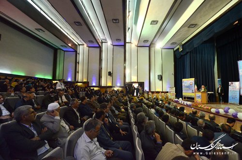 معلمان پایه گذاران تربیت، توسعه فکر و تعلیم در جامعه هستند