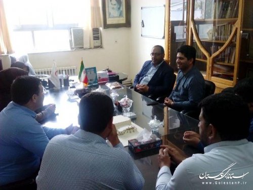دیدارفرماندارعلی آباد کتول باکارکنان هلال احمربه مناسبت هفته هلال احمر