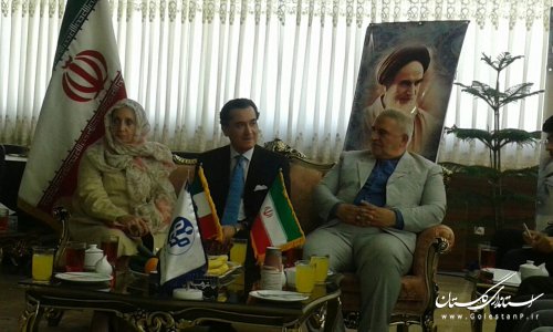 بازدید استاندار از غرفه گلستان شناسی دایر در نمایشگاه کتاب تهران 