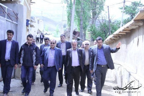 بازدید دکتر حسینی و مسئولین استانی از روستاهای شاهکوه و چهارباغ