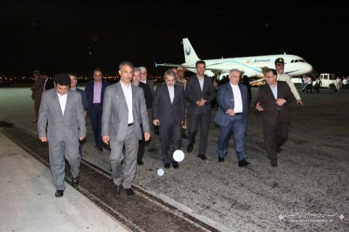 با استقبال گرم استاندار و مسئولین استانی ،دکتر نوبخت وارد استان گلستان شد