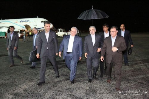 با استقبال گرم استاندار و مسئولین استانی ،دکتر نوبخت وارد استان گلستان شد