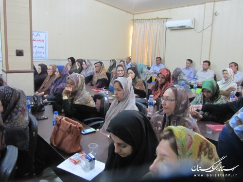 همایش بزرگداشت روز ملی جمعیت در شهرستان گمیشان برگزار شد