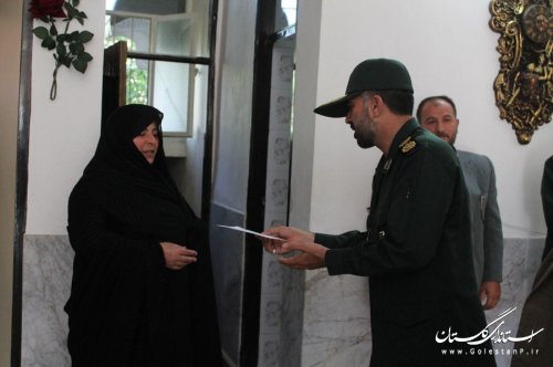 غبار روبی مزار شهدا و دیدار با خانواده شهیدان با حضور فرماندار گالیکش