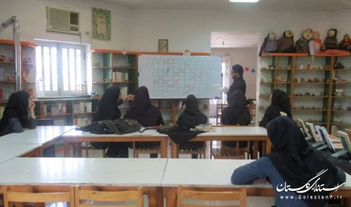 گرامیداشت بیست و هفتمین سالروز رحت امام خمینی (ره) در مراکز کانون گلستان